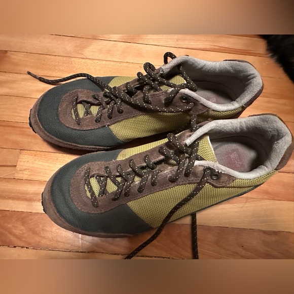 The North Face women’s size 7 - Picture 5 of 5